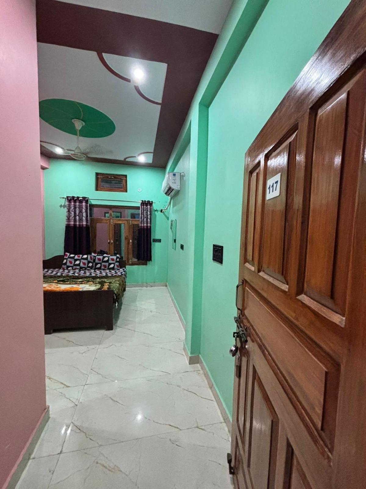 Chandrika Palace 500 Meter From Ayodhya Railway And Ram Mandir Екстер'єр фото